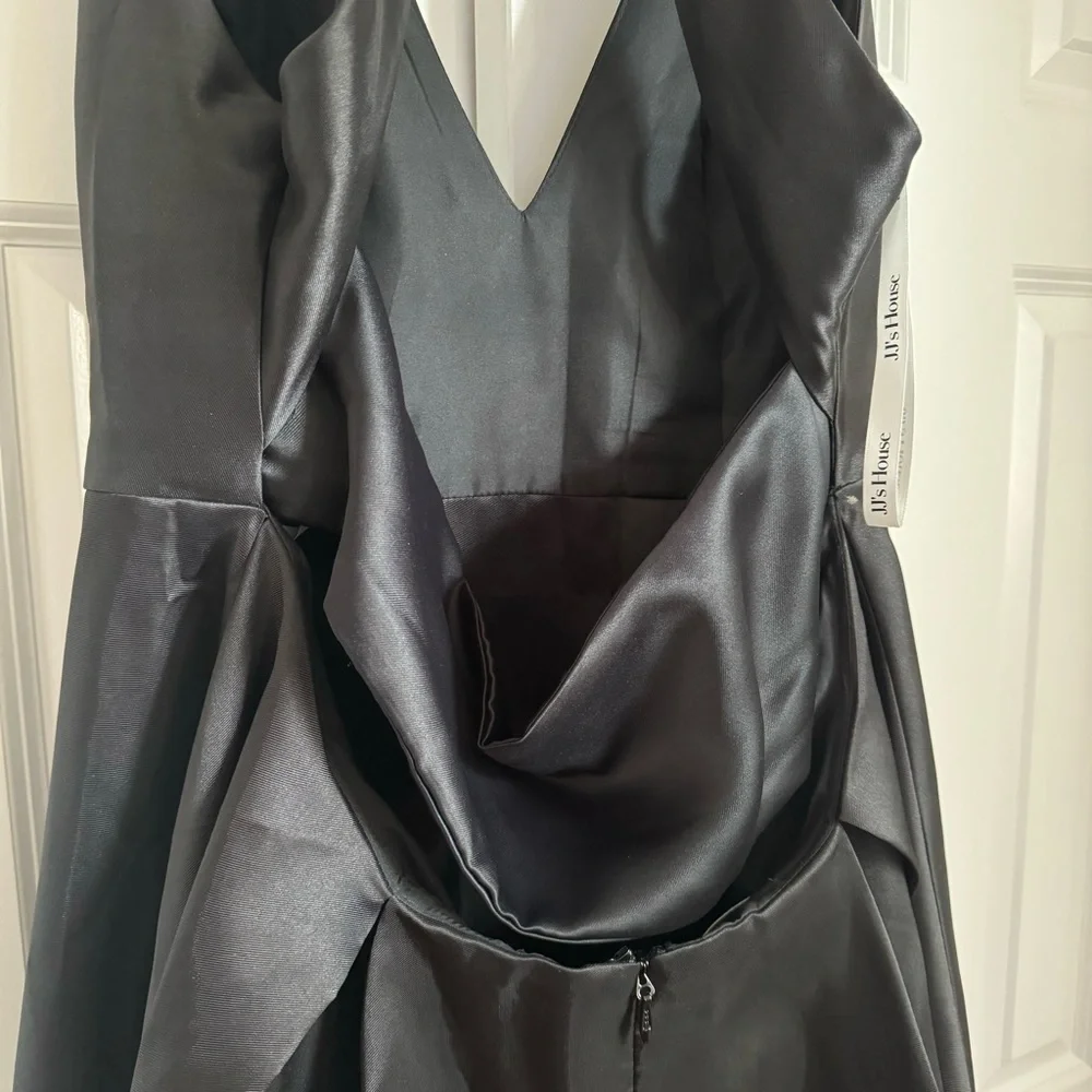 JJ’s House: A-line V-neck Asymmetrical Satin Evening Dress (USED ONCE) - Picture 9 of 10